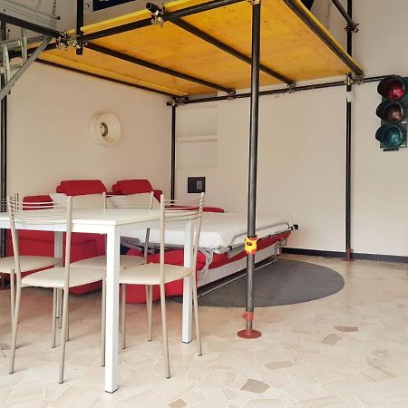 Appartamento Zuretti 42 Milano Exterior foto